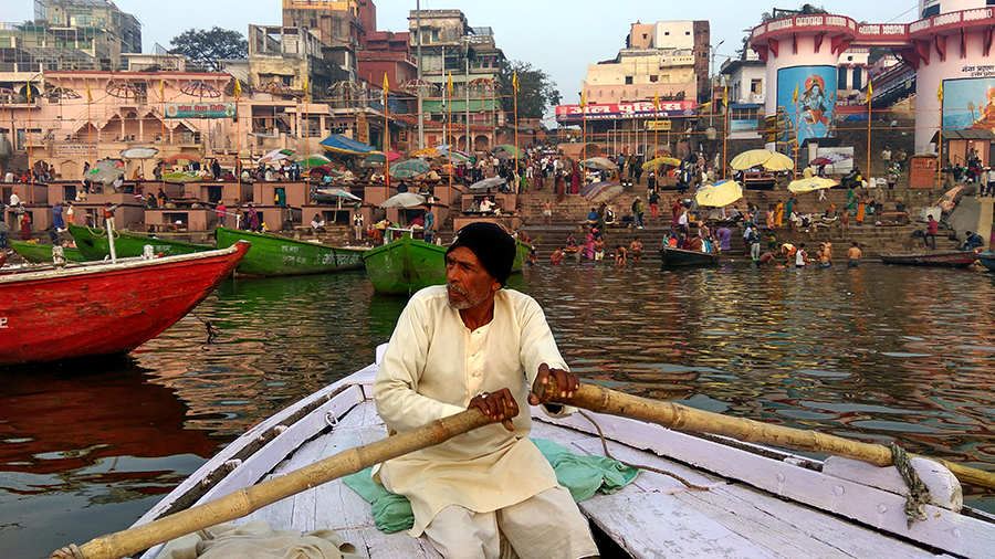 Photography in Varanasi, Armed with a Mobile Phone - Darter Photography