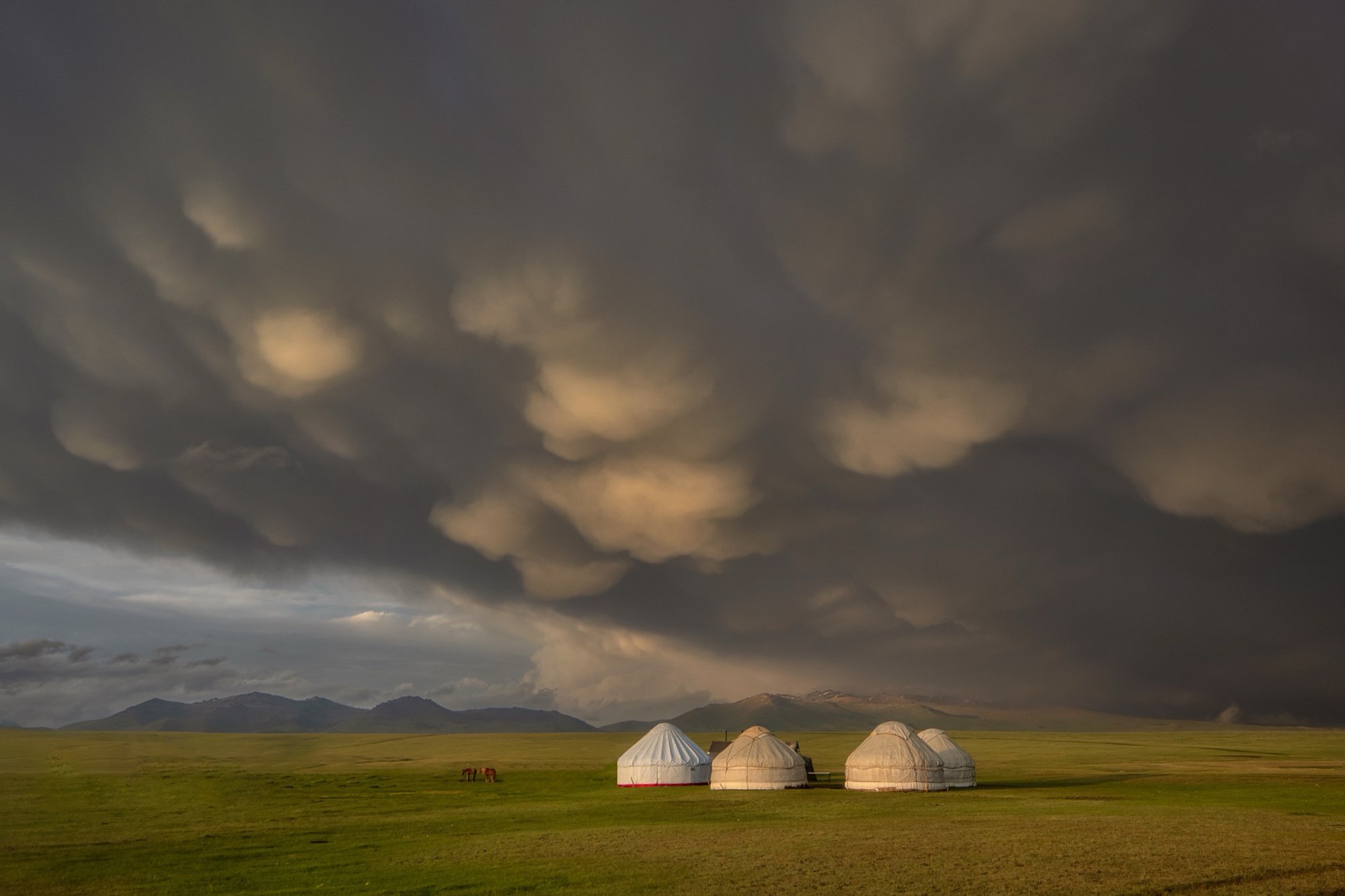 Song-Kul-Sunset-Kyrgyzstan