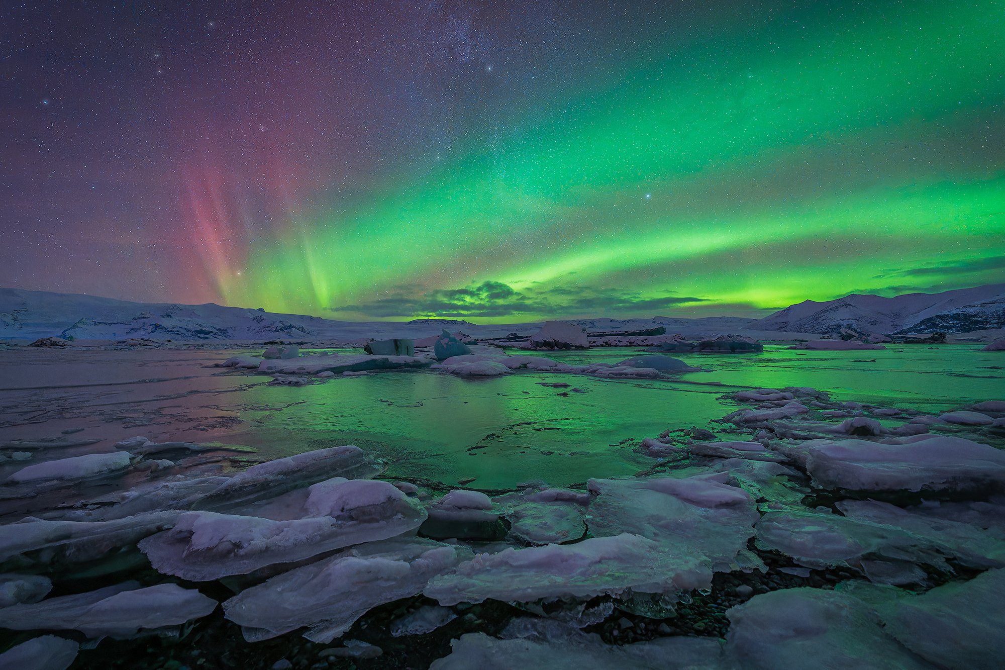 Yokulsarlon_aurora_3